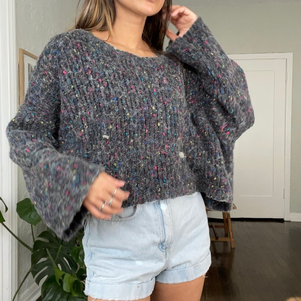 UO Leith Crop Sweater Gray with Multi Color Flecks Sz. L